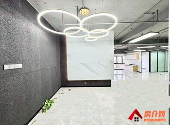 中铁云时代广场 >310m²写字楼出租，参考报价：面议