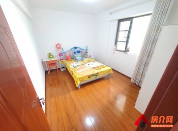 西城林语华郡苑小区房屋出租，昆明五华西城林语华郡苑,3室2厅房子出租(合租)，欢迎联系