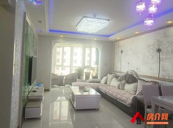 中鹏嘉年华小区房屋出售，雄关中鹏嘉年华，2室2厅，报价：58.5万元