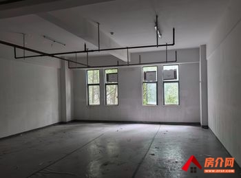 官渡新螺蛳湾95m²仓库出租，参考报价：1330元/月