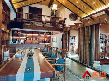 岳阳岳阳楼南湖新区300m²商铺出租，参考报价：8800元/月