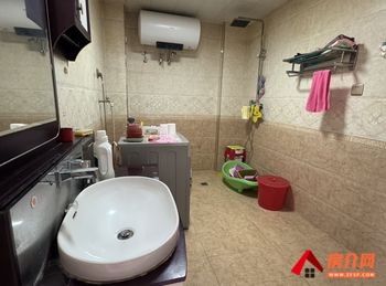 鲅鱼圈清华家园，2室1厅房子出租(整租)，租金每月666元