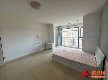 假日城市(1期)小区房屋出租，昆明五华假日城市(1期),4室2厅房子出租(合租)，欢迎联系