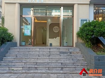 玉溪红塔时代广场365m²商铺出租，参考报价：8000元/月