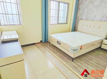 西山熙翥苑，3室2厅房子出租(合租)，租金每月800元