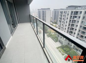 联发红城投藏珑大境小区房屋出售，红谷滩联发红城投藏珑大境，3室2厅，报价：150万元