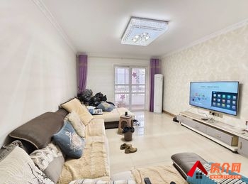 华业翡翠苑小区房屋出售，卧龙华业翡翠苑，3室2厅，报价：79.6万元
