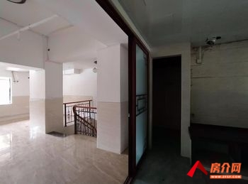 香洲老香洲165m²商铺出租，参考报价：面议