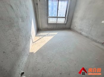 湖滨新区运河澜湾，3室2厅二手房出售,报价：82万元