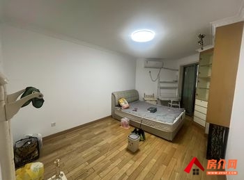 北京海淀鑫雅苑,3室1厅房子出租(合租)，租金每月4600元