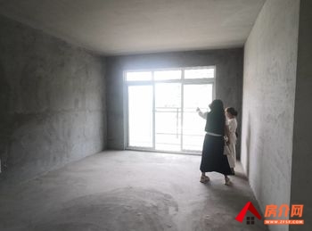 关岭警苑小区，3室2厅房子出租(整租)，租金每月600元