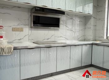 西秀丽景山湖，4室2厅房子出租(整租)，租金每月2500元