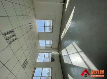 盘龙茨坝1041.82m²厂房出租，参考报价：面议