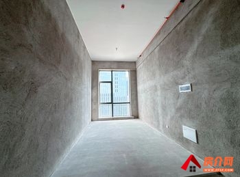 昆明官渡中交金地中央公园18号院(商住楼),1室1厅二手房出售,报价：30万元