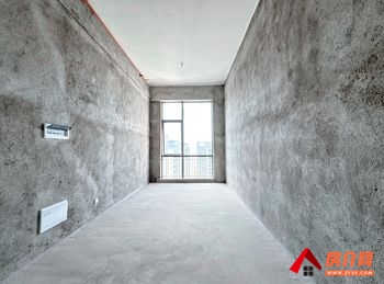 中交金地中央公园18号院(商住楼)小区房屋出售，官渡中交金地中央公园18号院(商住楼)，1室1厅，报价：30万元