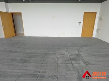 147m²写字楼出租，参考报价：4000元/月