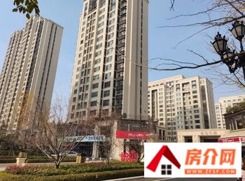 青岛蓝光黑钻公馆小区怎么样，青岛蓝光黑钻公馆值不值得买，青岛蓝光黑钻公馆小区详细介绍