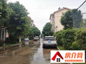 丽江颐养泰和(别墅)