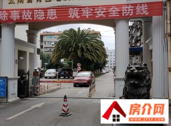 玉溪湖畔苑小区房价多少，玉溪湖畔苑值不值得买，玉溪湖畔苑小区详细介绍