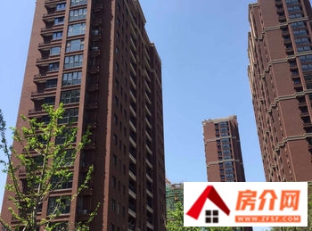凯里龙泊湾小区怎么样，凯里龙泊湾值不值得买，凯里龙泊湾小区详细介绍