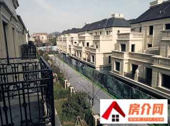 长兴云山府