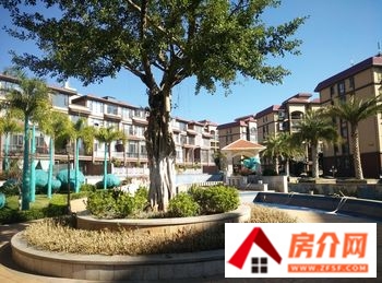 红河南湖花园小区怎么样，红河南湖花园值不值得买，红河南湖花园小区详细介绍
