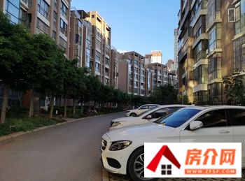怡景花园小区怎么样，怡景花园值不值得买，红河怡景花园小区详情
