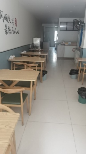 小吃店整转